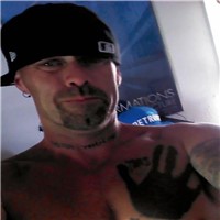 im howie 51 yrs old looking for some fun...